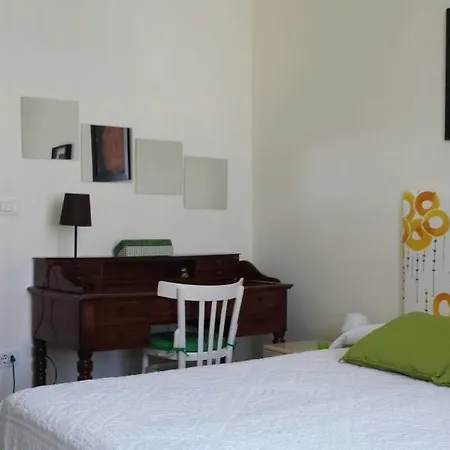 Oda ve Kahvaltı Sa Oghe Alghero